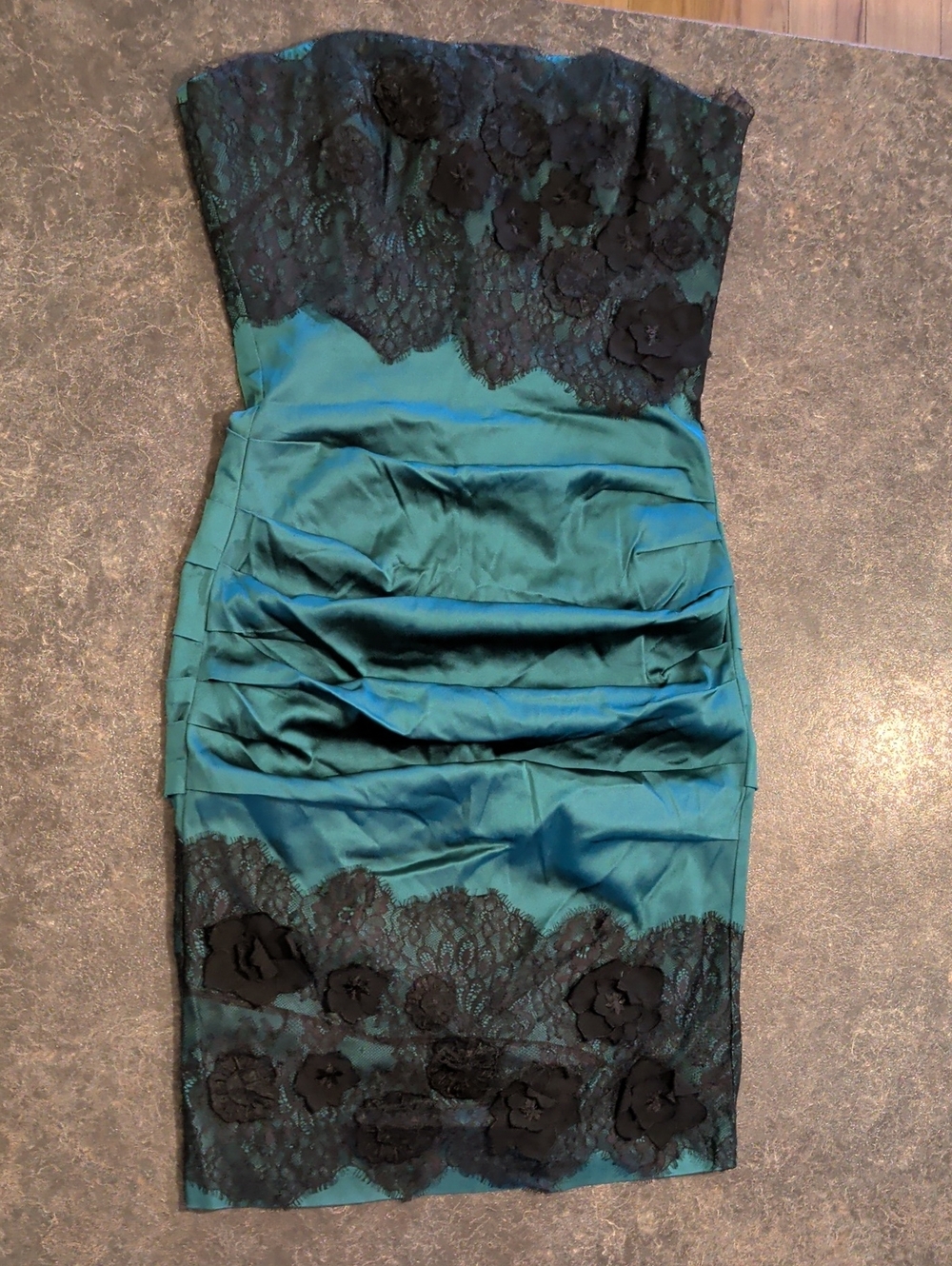 Strapless Lace-Appliqué Sheath Dress